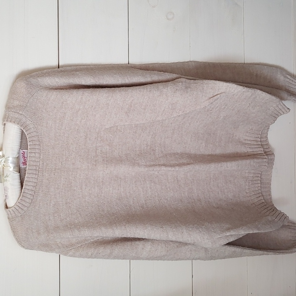 Wingate Sweater XL Long. EUC. Oatmeal Color. Gender Neutral